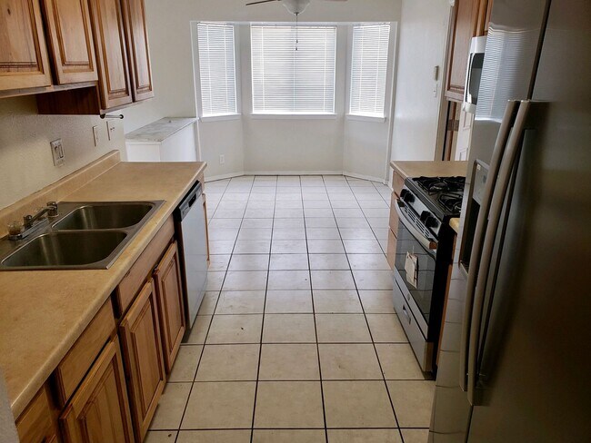 Building Photo - Spacious three-bedroom home for rent!