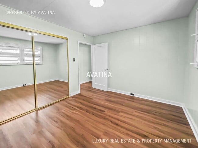 Building Photo - 1364 Akamai St
