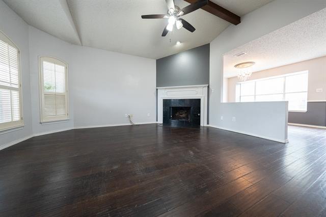 Building Photo - 8661 Malibu St
