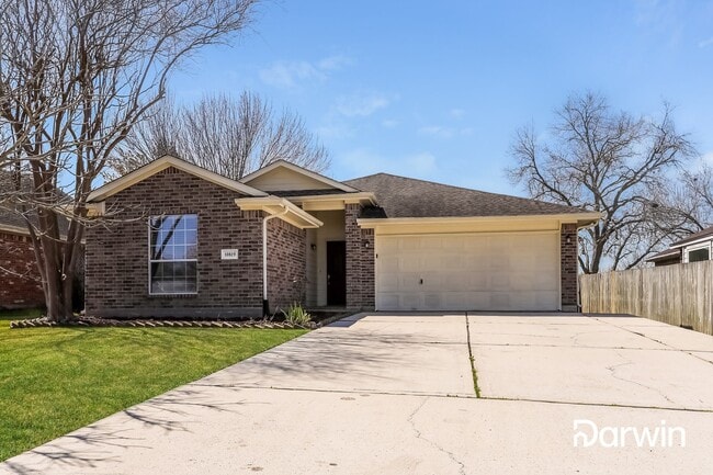 Primary Photo - 10819 Windswept