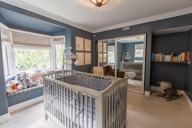 Building Photo - 4080 Meadowlark Dr