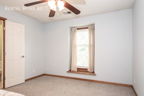 Building Photo - 10509 Ballentine-