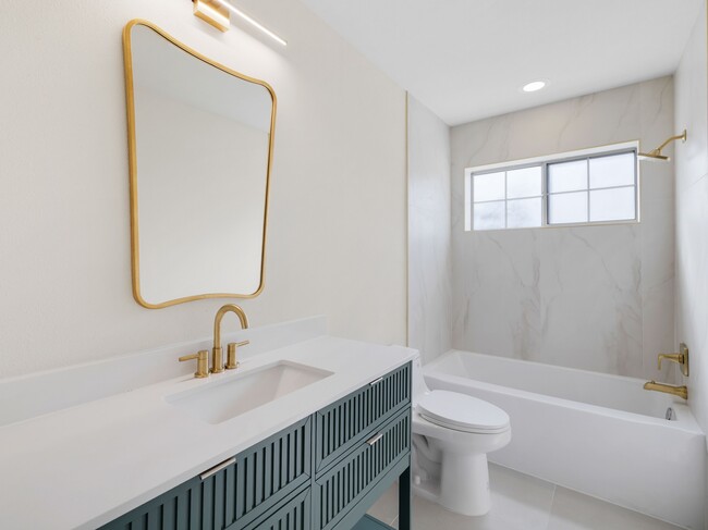 Building Photo - 5 Kings Heath