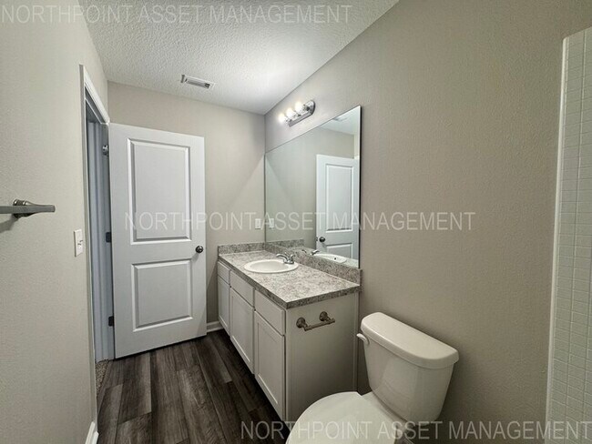 Building Photo - "AUGUST MOVE IN SPECIAL: $500 off on 2nd M...