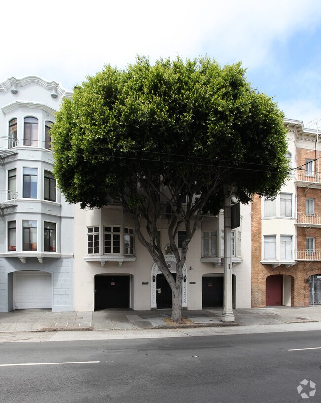 Building Photo - 2955 Van Ness