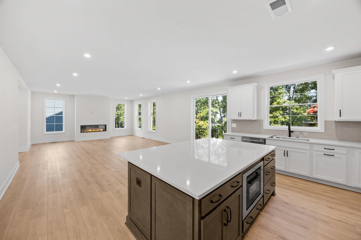 Building Photo - 104 Alabaster Ln