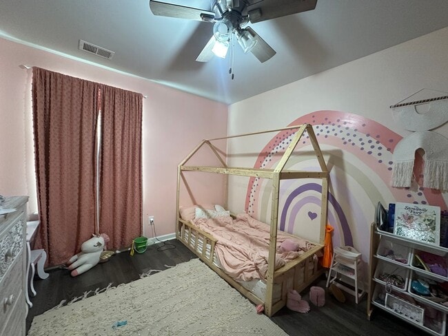 Building Photo - 307 Crayfish Ct