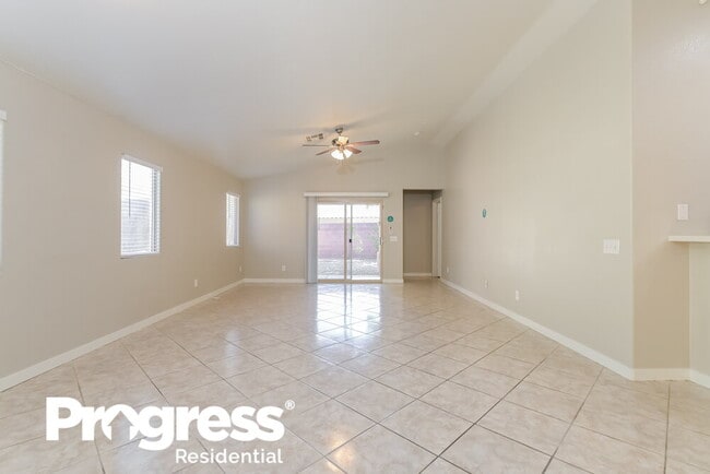 Building Photo - 5537 Harbor Pointe Ave