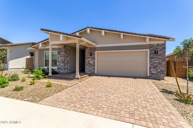Building Photo - 44713 N 44th Dr