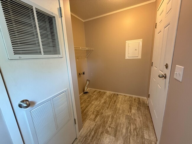 Building Photo - 11750 Cascade Cir