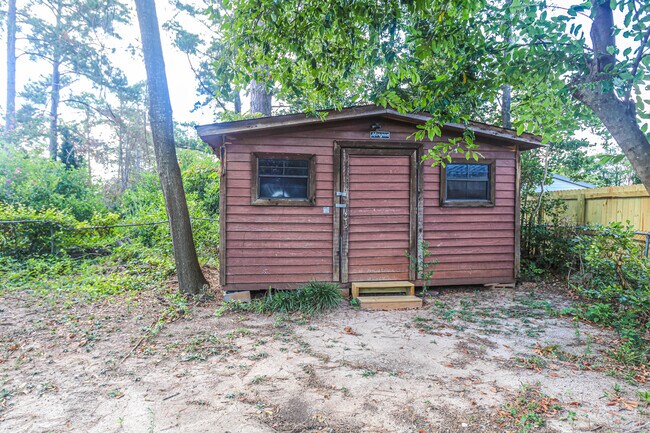 Building Photo - 3932 Creekwood Ln