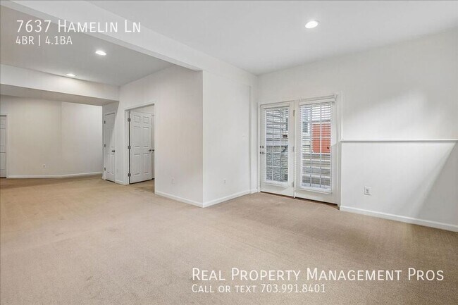 Building Photo - 7637 Hamelin Ln