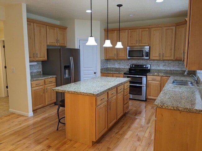 Building Photo - 4414 Salto Sierra Wy