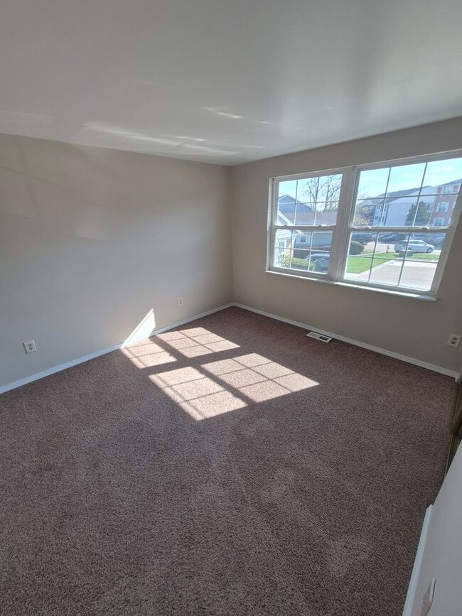 Building Photo - 705 Highland Trce