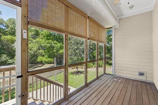 Building Photo - 4BR/3BA Home in Fernandina Beach – Great Location!