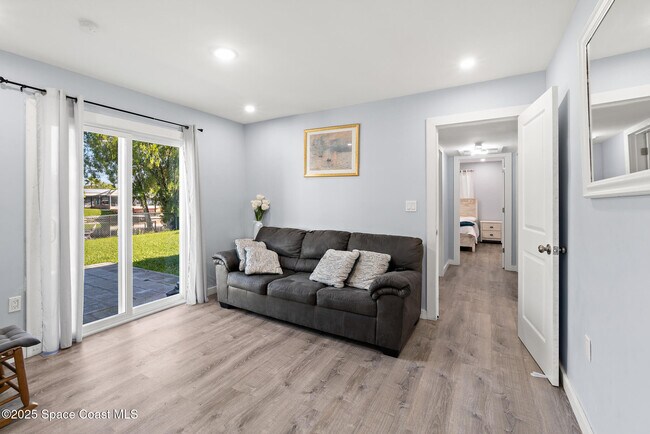 Building Photo - 250 Alabama Ave