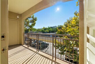 Building Photo - 22681 Oakgrove, 225
