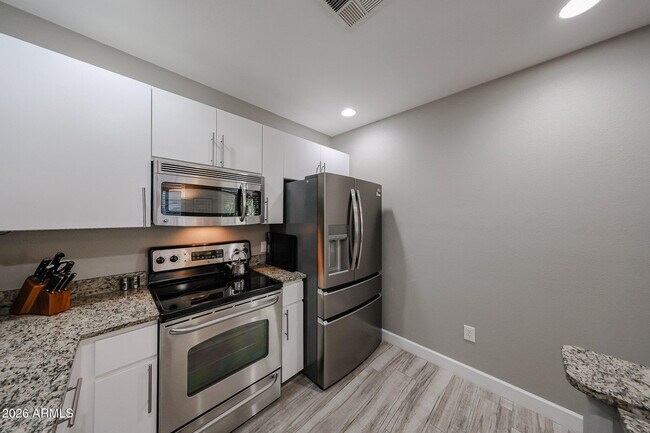 Building Photo - 11640 N Tatum Blvd