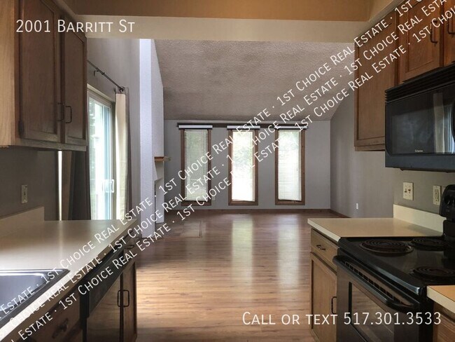 Building Photo - 2001 Barritt St