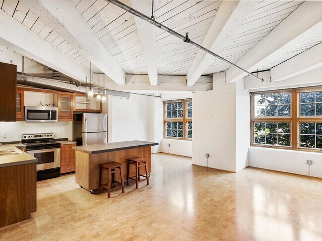Building Photo - Marshall Wells - North facing Pearl District Loft w/parking/storage/ac