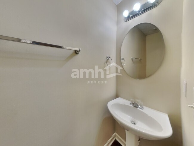 Building Photo - 3436 Friendship Farm Dr