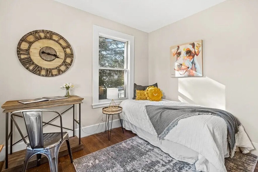 Bedroom 2 - 57 Spring St