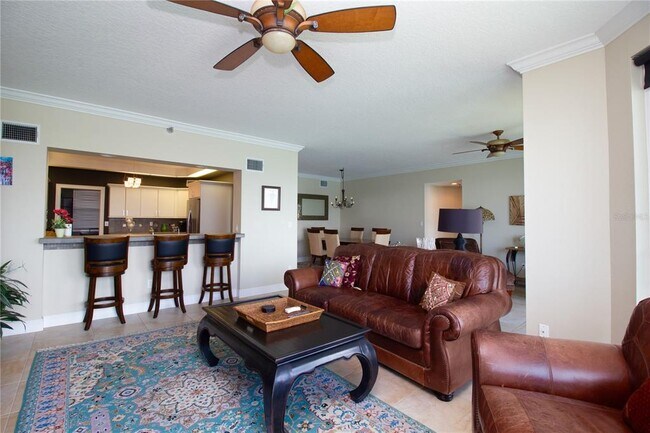 Building Photo - 8041 Sailboat Key Blvd S