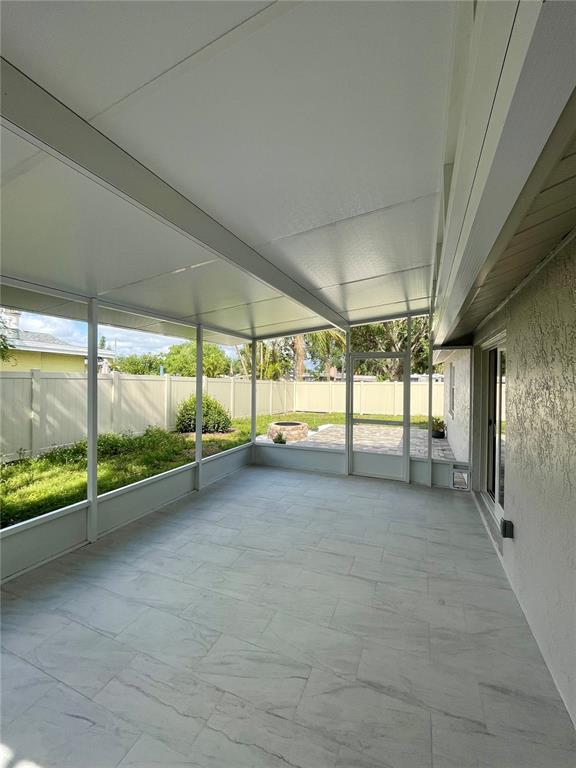Building Photo - 11241 Temple Ct