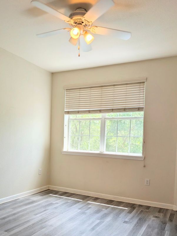Building Photo - 415 S Villa San Marco Dr