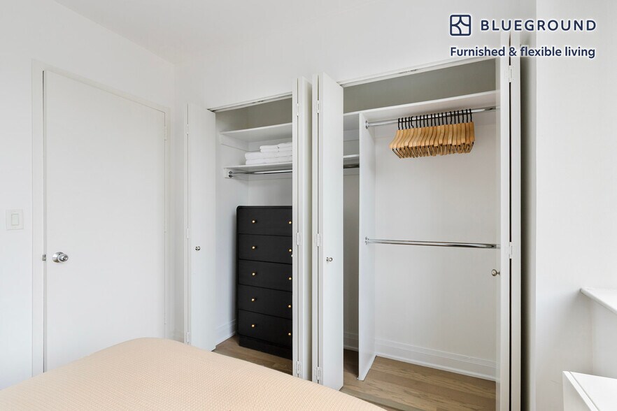 Building Photo - 222 E 34th St