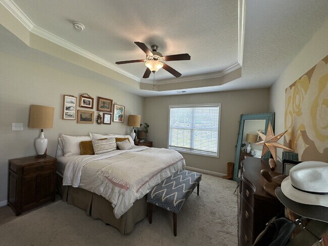 Building Photo - 312 S Brandon Way