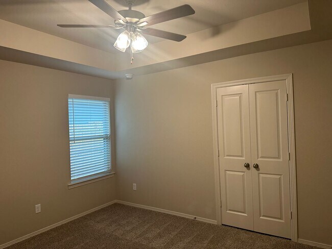 Building Photo - Bryan - 3 bedroom - 2 bath - 2 car garage - fenced in back yard - Brand New House - very new to B...