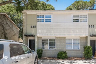 Building Photo - 835 Von Kolnitz Rd