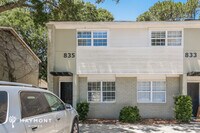 Building Photo - 835 Von Kolnitz Rd