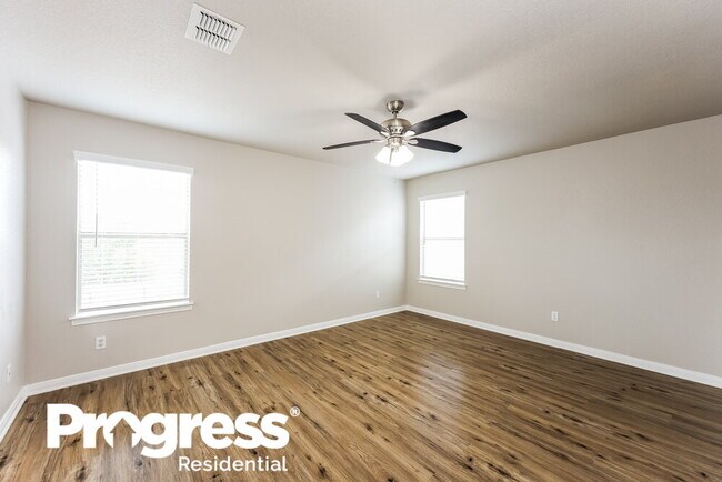 Building Photo - 13419 Solar Crest