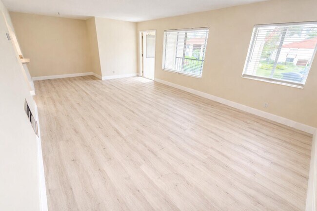 Building Photo - 4759 Sable Pine Cir