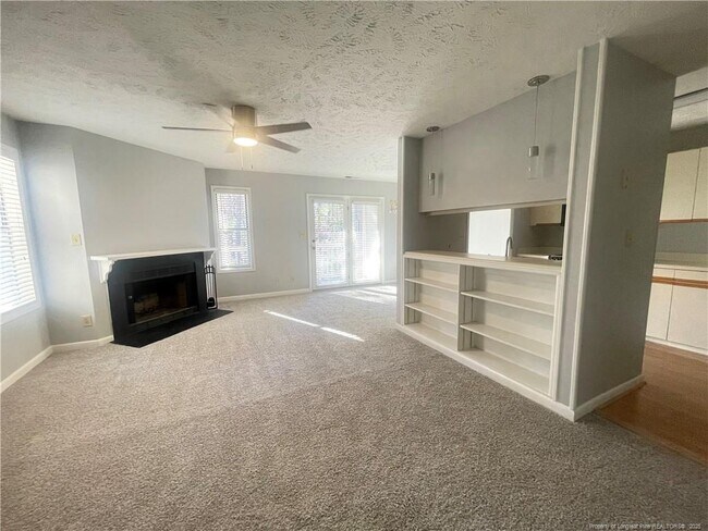 Building Photo - 663 Bartons Landing Pl