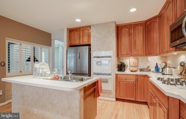 Building Photo - 9810 Bolton Village Ct