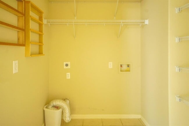 Building Photo - 6407 Richland Hills Dr