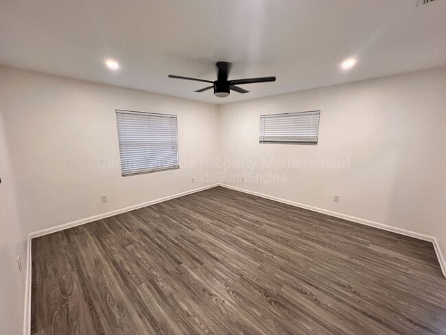 Building Photo - 2080 Thunderbird Trail