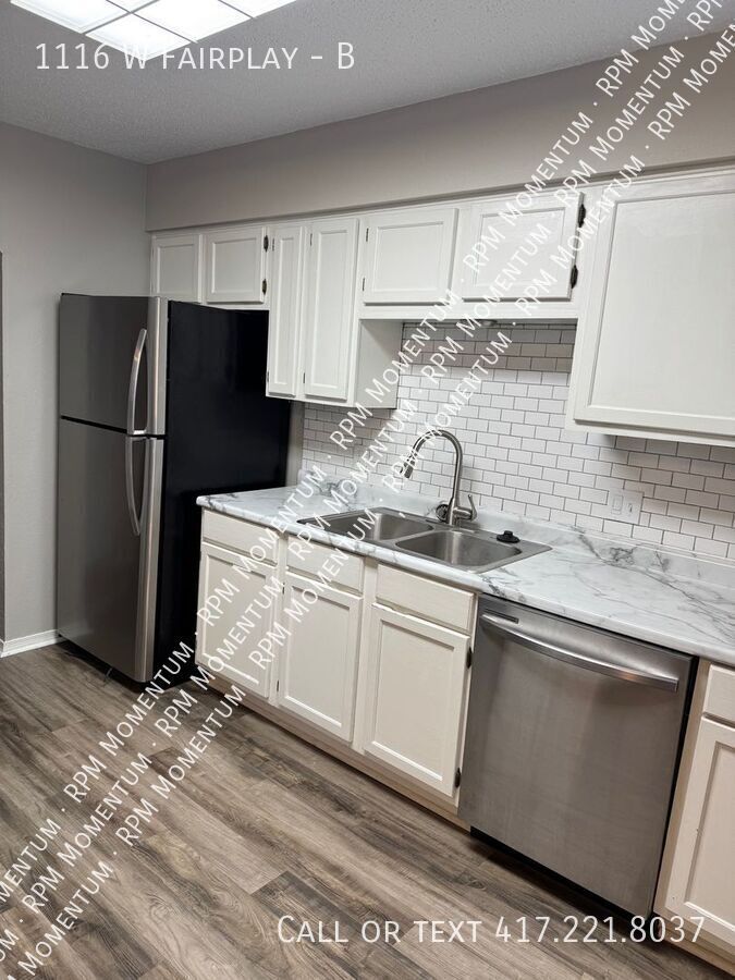 Building Photo - 1116 W Fair Play St