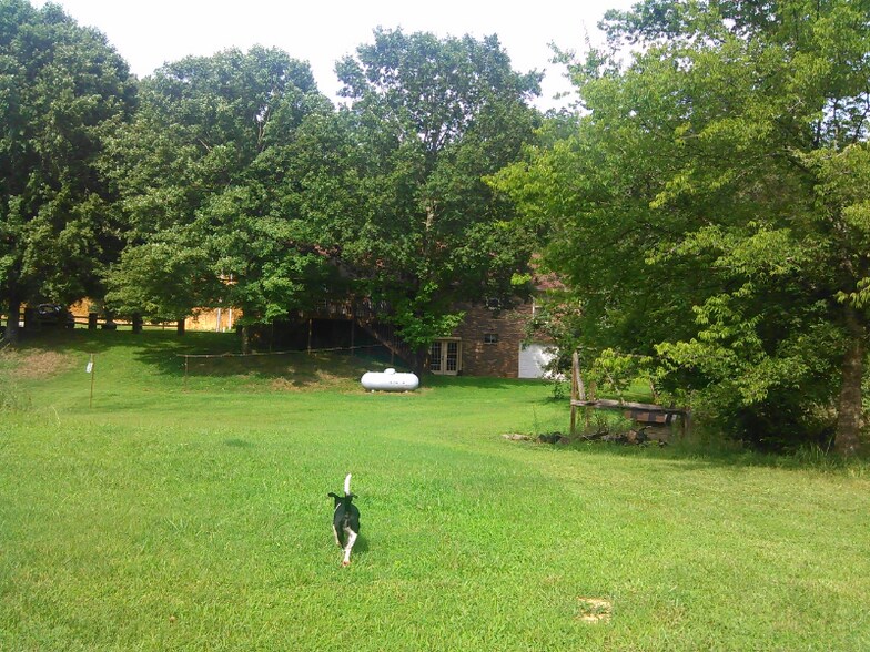 Building Photo - 8310 Middle Butler Rd