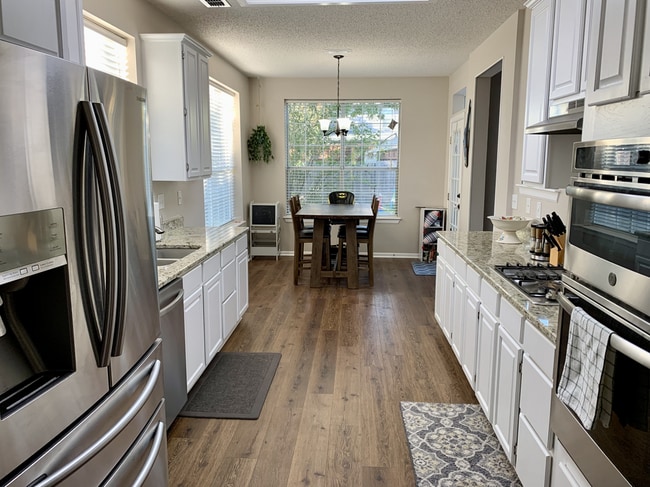 Building Photo - 4301 Lavaca Dr