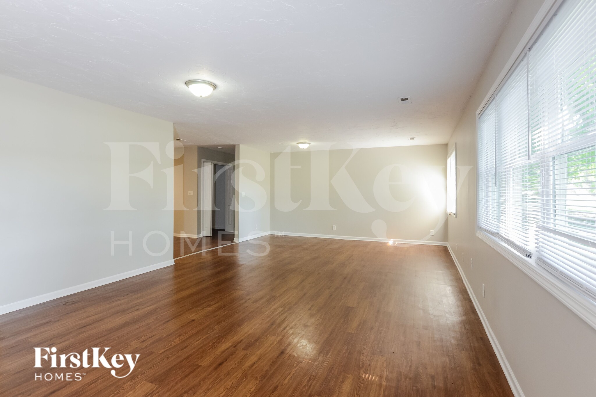 Building Photo - 6304 Zionsville Rd