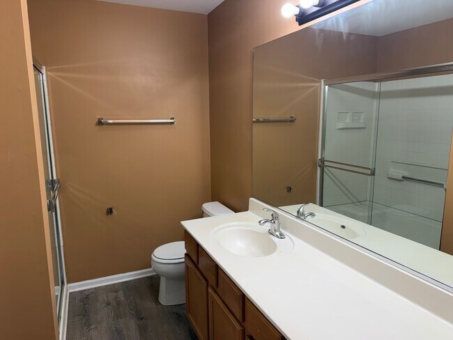Building Photo - 3140 Ollerton Ave