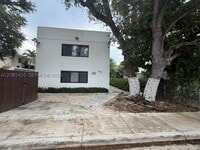 Building Photo - 625 SW 5th St