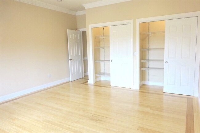 Building Photo - 473 Revere Beach Pkwy