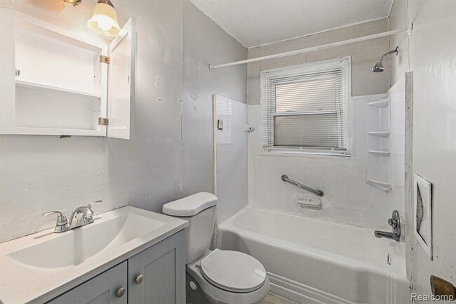 Building Photo - 9336 Sussex St