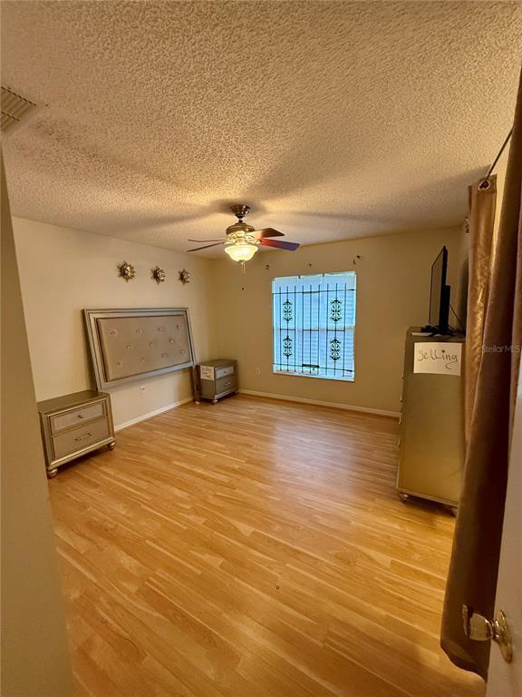 Building Photo - 232 Strawflower Ct
