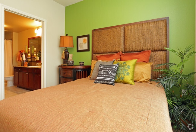 Bira Estates/1BR,1BA/Bedroom - Camden Riverwalk
